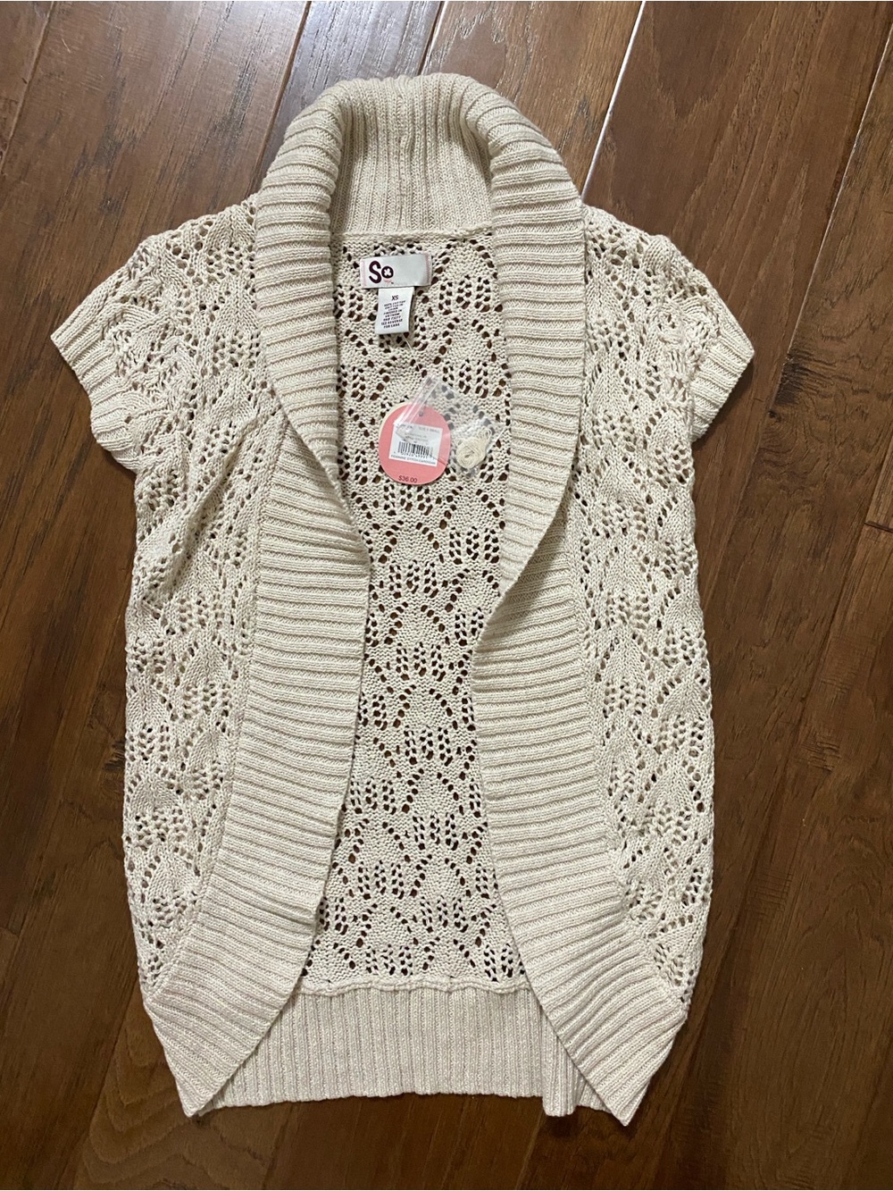 Cream lace cardigan with openwork floral design size XS new with tags